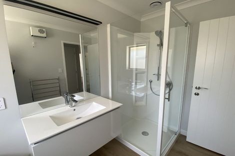 Photo of property in 211b Waikawa Road, Waikawa, Picton, 7220