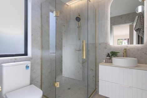 Photo of property in 14d Gerontius Glade, Torbay, 0630