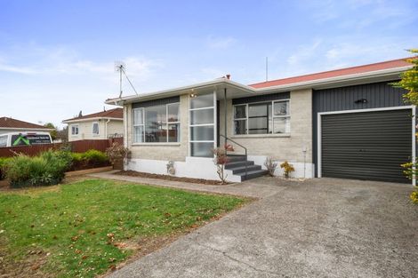 Photo of property in 16 Parker Avenue, Levin, 5510