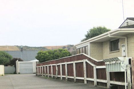 Photo of property in 411 Gloucester Street, Taradale, Napier, 4112