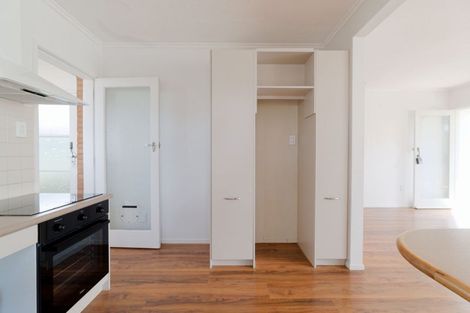 Photo of property in 1/760 Beach Road, Browns Bay, Auckland, 0630