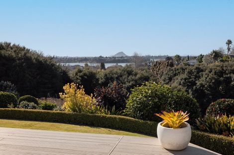Photo of property in 18 Vanderbilt Place, Welcome Bay, Tauranga, 3112