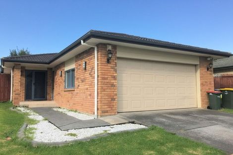 Photo of property in 30 Nuneaton Drive, Flat Bush, Auckland, 2019