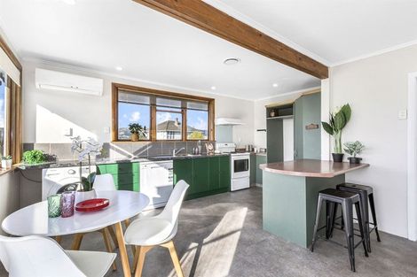 Photo of property in 2 Ngahue Crescent, Elsdon, Porirua, 5022