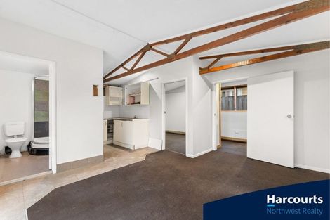 Photo of property in 188 Waimumu Road, Massey, Auckland, 0614