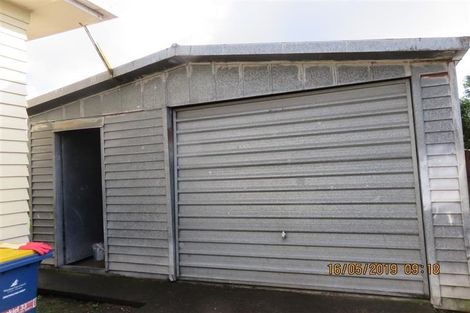 Photo of property in 16 Ascot Avenue, Henderson, Auckland, 0610