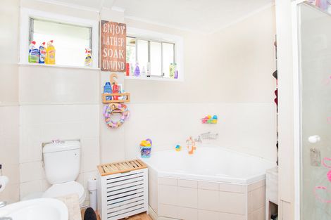 Photo of property in 42 Lyell Road, Outer Kaiti, Gisborne, 4010