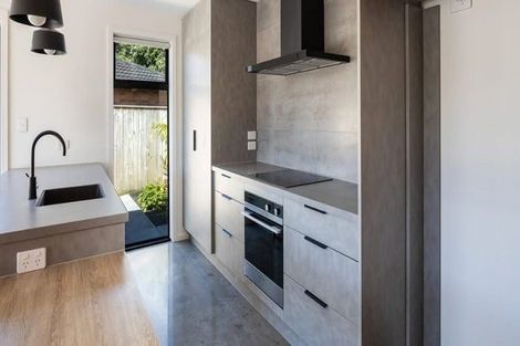 Photo of property in 10b Eton Place, Spotswood, New Plymouth, 4310