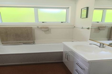 Photo of property in 256 Mount Pleasant Road, Mount Pleasant, Christchurch, 8081