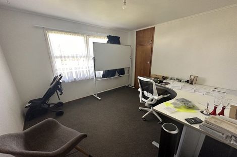 Photo of property in 433 Great South Road, Opaheke, Papakura, 2113