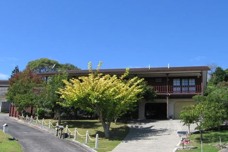 Photo of property in 15 Kallista Place, Browns Bay, Auckland, 0630