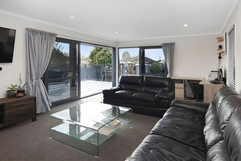 Photo of property in 239 Breezes Road, Aranui, Christchurch, 8061