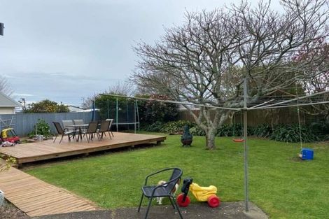 Photo of property in 27 Cowling Road, Hurdon, New Plymouth, 4310