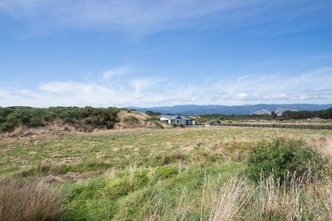 Photo of property in 118 Strathnaver Drive, Waikawa Beach, Levin, 5573