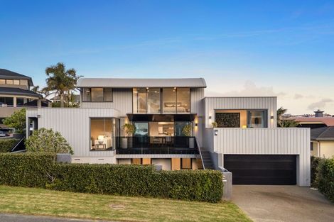 Photo of property in 1/58 The Parade, Bucklands Beach, Auckland, 2012