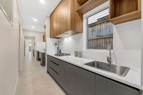Photo of property in 18 Bushfield Drive, Flat Bush, Auckland, 2019