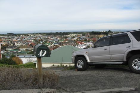 Photo of property in 42-46 Moana Crescent, Musselburgh, Dunedin, 9013