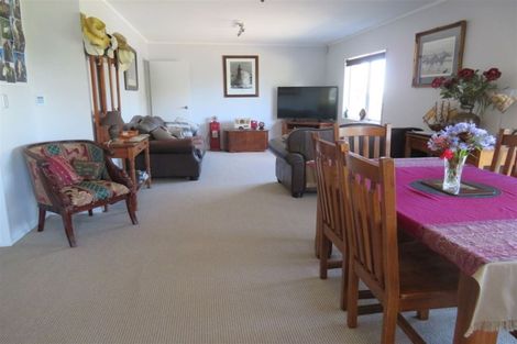 Photo of property in 394 Thames Coast Road, Thornton Bay, Thames, 3575