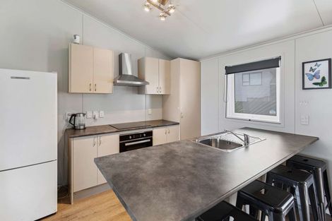 Photo of property in 10 Karaka Street, Castlecliff, Whanganui, 4501