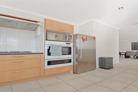 Photo of property in 5 Canterbury Park Lane, Ellerslie, Auckland, 1051