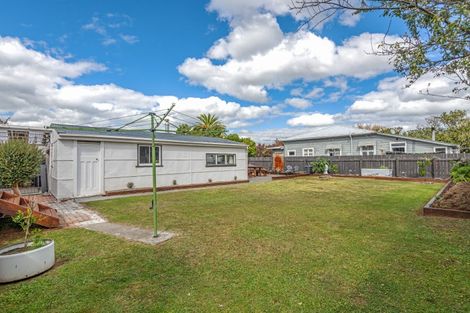 Photo of property in 9 Johnson Street, Bulls, 4818