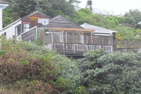 Photo of property in 113 Houghton Bay Road, Houghton Bay, Wellington, 6023