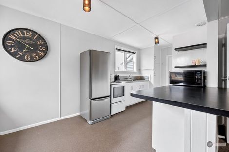 Photo of property in 28a Palmer Crescent, Silverstream, Upper Hutt, 5019