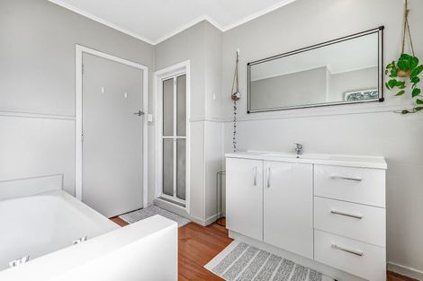 Photo of property in 104a Dinsdale Road, Dinsdale, Hamilton, 3204