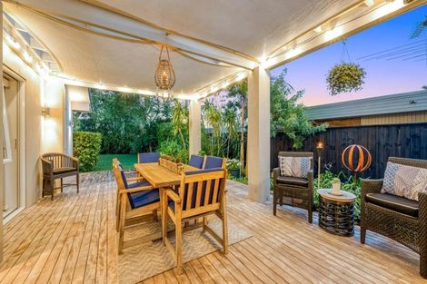 Photo of property in 11 Holly Way, Sunnyhills, Auckland, 2010