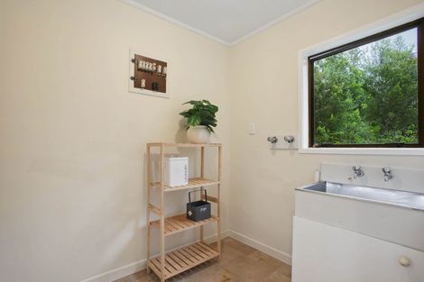 Photo of property in 82 Glen Road, Ranui, Auckland, 0612