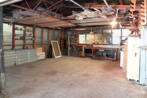 Photo of property in 7 Beach Street, Tangimoana, 4822