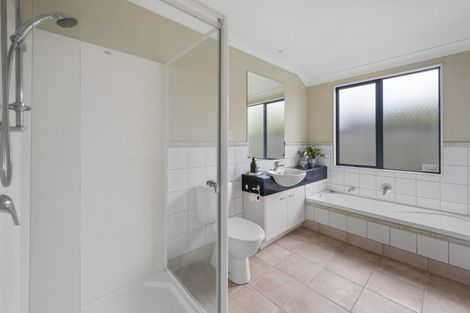 Photo of property in 25a Pembroke Street, Taradale, Napier, 4112