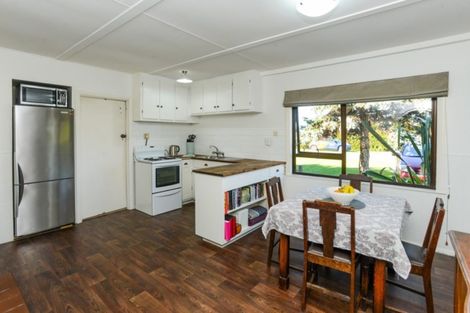 Photo of property in 35 Napier Street, Jervoistown, Napier, 4112