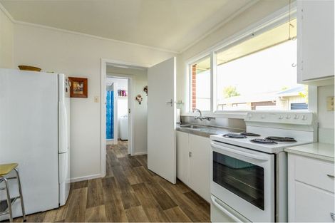 Photo of property in 1-11/94 Avenue Road, West End, Timaru, 7910