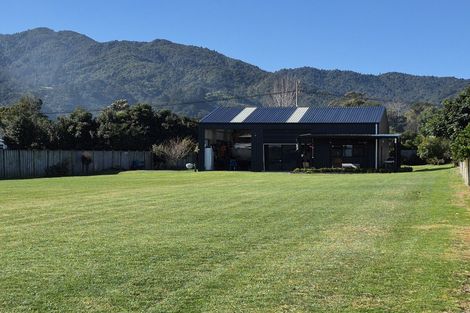 Photo of property in 11 Koromiko Drive, Coromandel, 3506