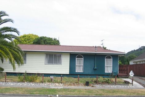 Photo of property in 21 Tacoma Drive, Totara Park, Upper Hutt, 5018
