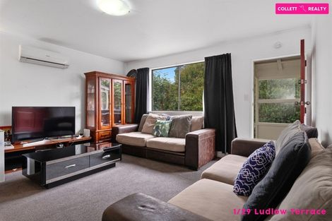 Photo of property in 1/29 Ludlow Terrace, Totara Vale, Auckland, 0627