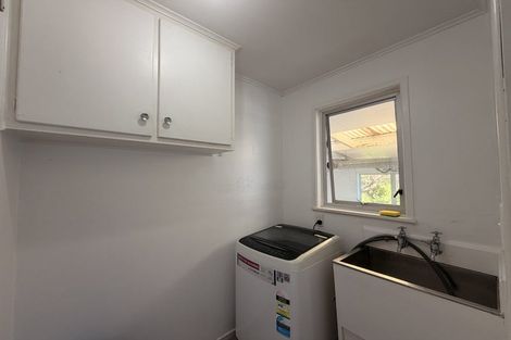 Photo of property in 85 Girrahween Drive, Totara Vale, Auckland, 0629