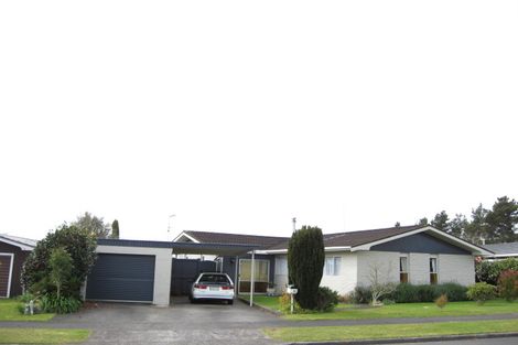 Photo of property in 36 Truby King Street, Merrilands, New Plymouth, 4312