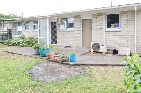 Photo of property in 1/285 Massey Road, Mangere East, Auckland, 2024