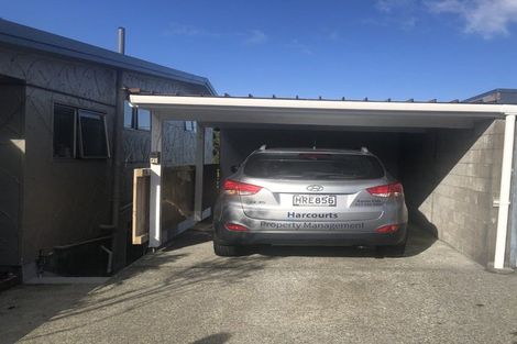 Photo of property in 15b Lenox Grove, Johnsonville, Wellington, 6037