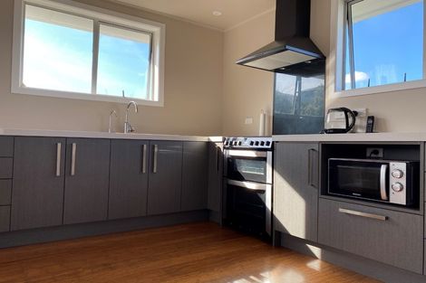 Photo of property in 37 Desert Gold Street, Ascot Park, Porirua, 5024