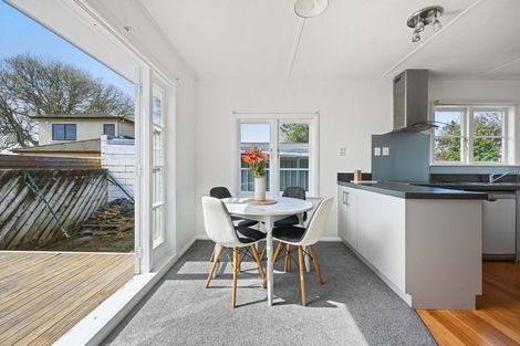 Photo of property in 16 Vardon Road, St Andrews, Hamilton, 3200