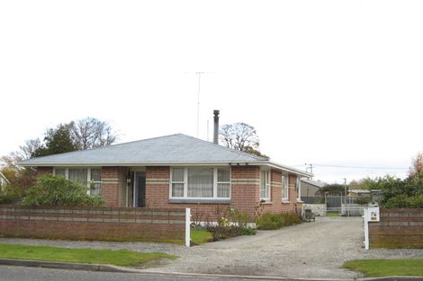 Photo of property in 76 Spenser Street, Milton, 9220