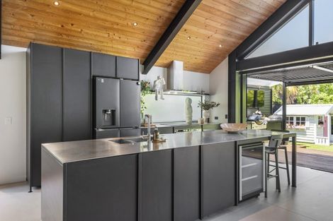 Photo of property in 74 West End Road, Westmere, Auckland, 1022