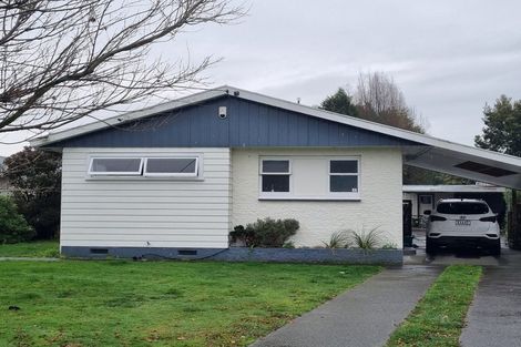 Photo of property in 25 Moreton Road, Carterton, 5713