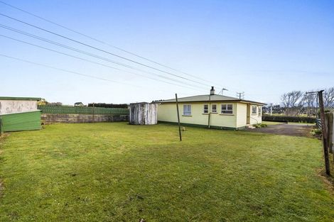 Photo of property in 62 Ninia Road, Paraite, New Plymouth, 4373