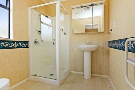 Photo of property in 8 Addington Place, Taradale, Napier, 4112