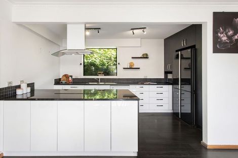 Photo of property in 11 Dunster Street, Burnside, Christchurch, 8053