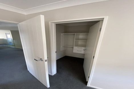 Photo of property in 12 Muirlea Drive, Flat Bush, Auckland, 2016